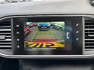 Used 2015 Peugeot 308 Red - Interior and Exterior details 9