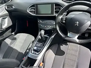 Used 2015 Peugeot 308 Silver - Interior and Exterior details 11