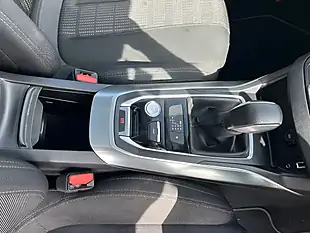 Used 2015 Peugeot 308 Silver - Interior and Exterior details 12