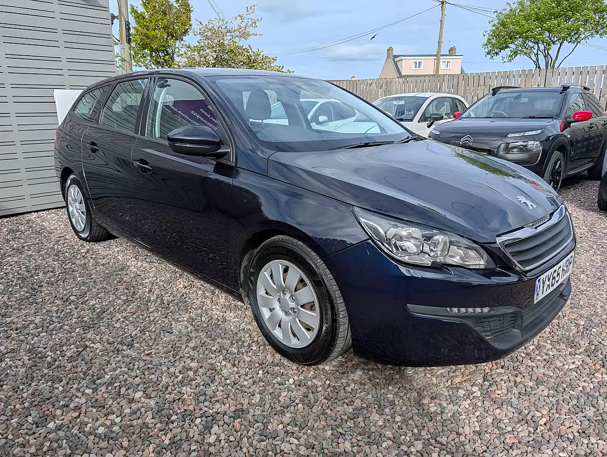 Used 2015 Peugeot 308 Sw Access Blue - Interior and Exterior details 6