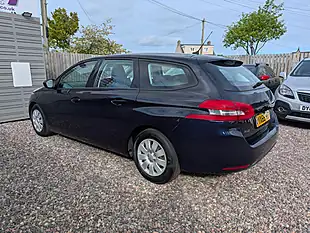 Used 2015 Peugeot 308 Sw Access Blue - Interior and Exterior details 9