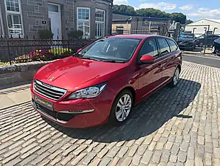Used 2015 Peugeot 308 Sw Active Rioja Red - Interior and Exterior details 3