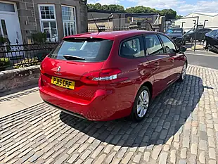 Used 2015 Peugeot 308 Sw Active Rioja Red - Interior and Exterior details 5
