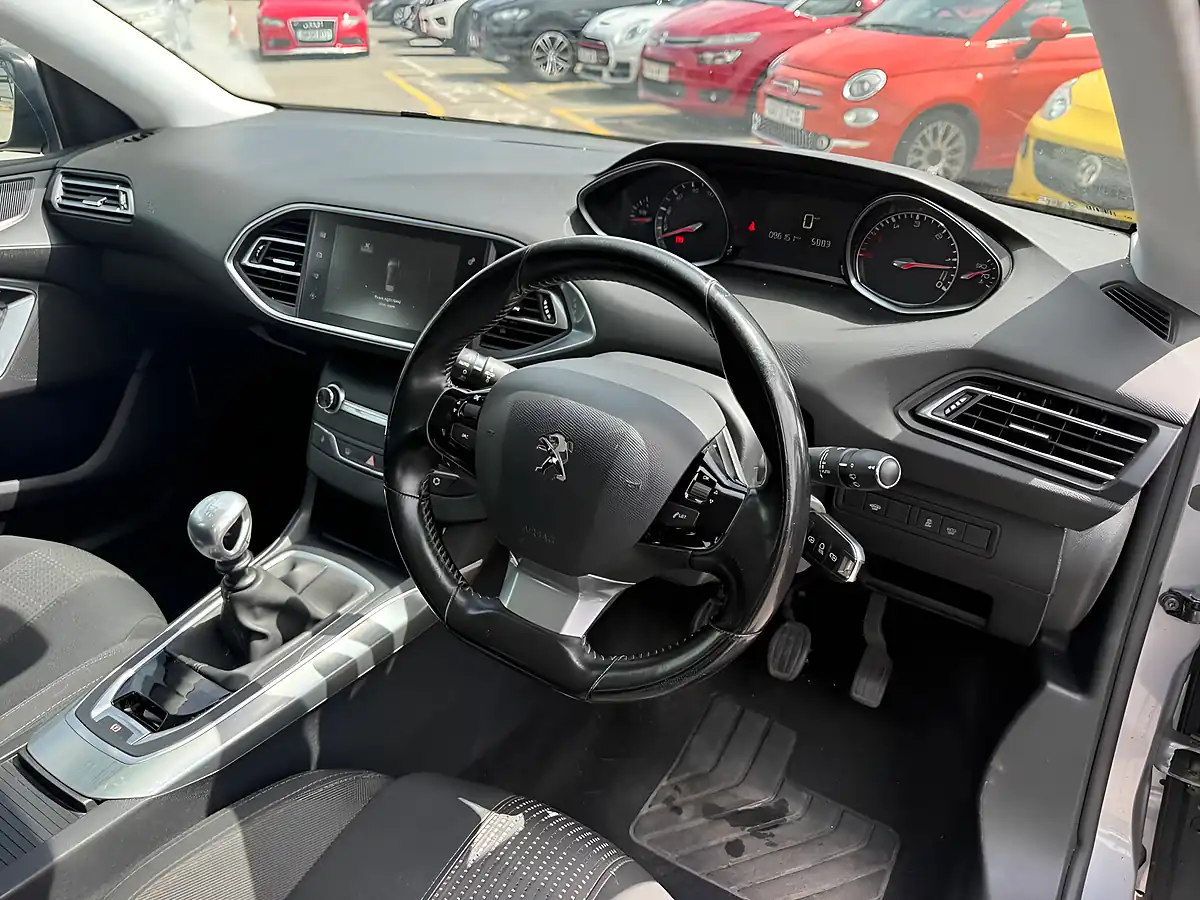 Used 2015 Peugeot 308 Sw Allure Grey - Interior and Exterior details 11