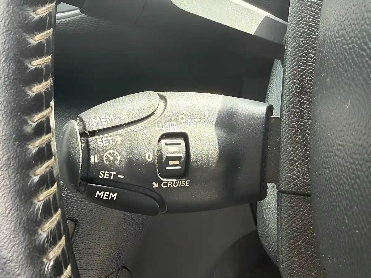 Used 2015 Peugeot 308 Sw Allure Grey - Interior and Exterior details 16