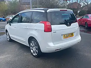 Used 2015 Peugeot 5008 Active White - Interior and Exterior details 6