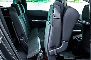 Used 2015 Peugeot 5008 Allure Grey - Interior and Exterior details 14