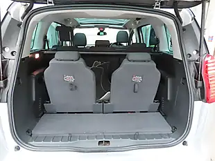 Used 2015 Peugeot 5008 Allure Silver - Interior and Exterior details 10