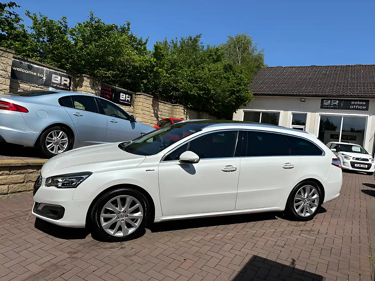 Used 2015 Peugeot 508 Sw GT Line White - Interior and Exterior details 5