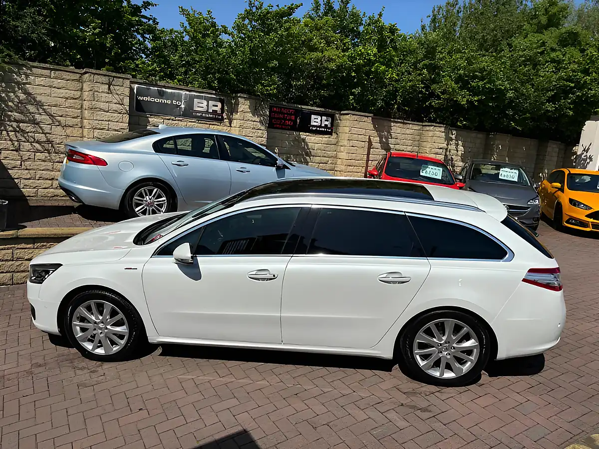 Used 2015 Peugeot 508 Sw GT Line White - Interior and Exterior details 6