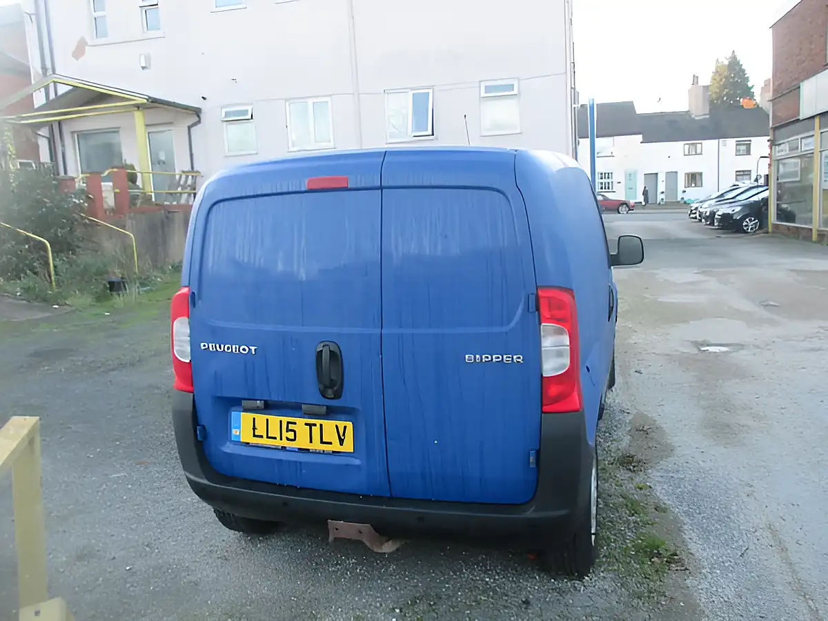 Used 2015 Peugeot Bipper S Blue - Interior and Exterior details 4