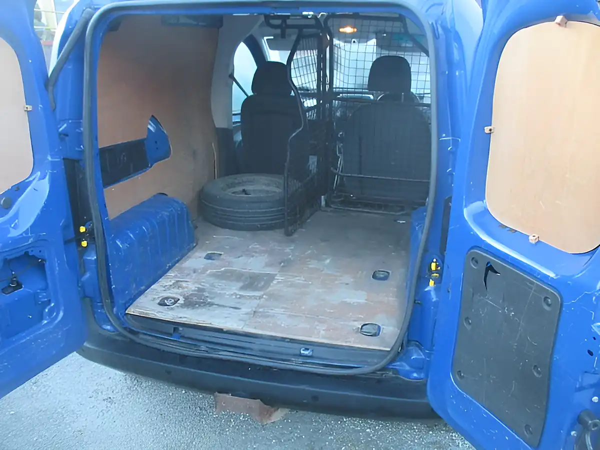 Used 2015 Peugeot Bipper S Blue - Interior and Exterior details 6