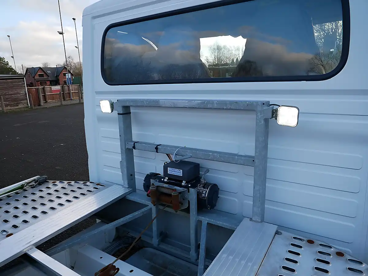 Used 2015 Peugeot Boxer 335 L3 C/C White - Interior and Exterior details 18