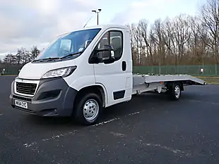 Used 2015 Peugeot Boxer 335 L3 C/C White - Interior and Exterior details 3
