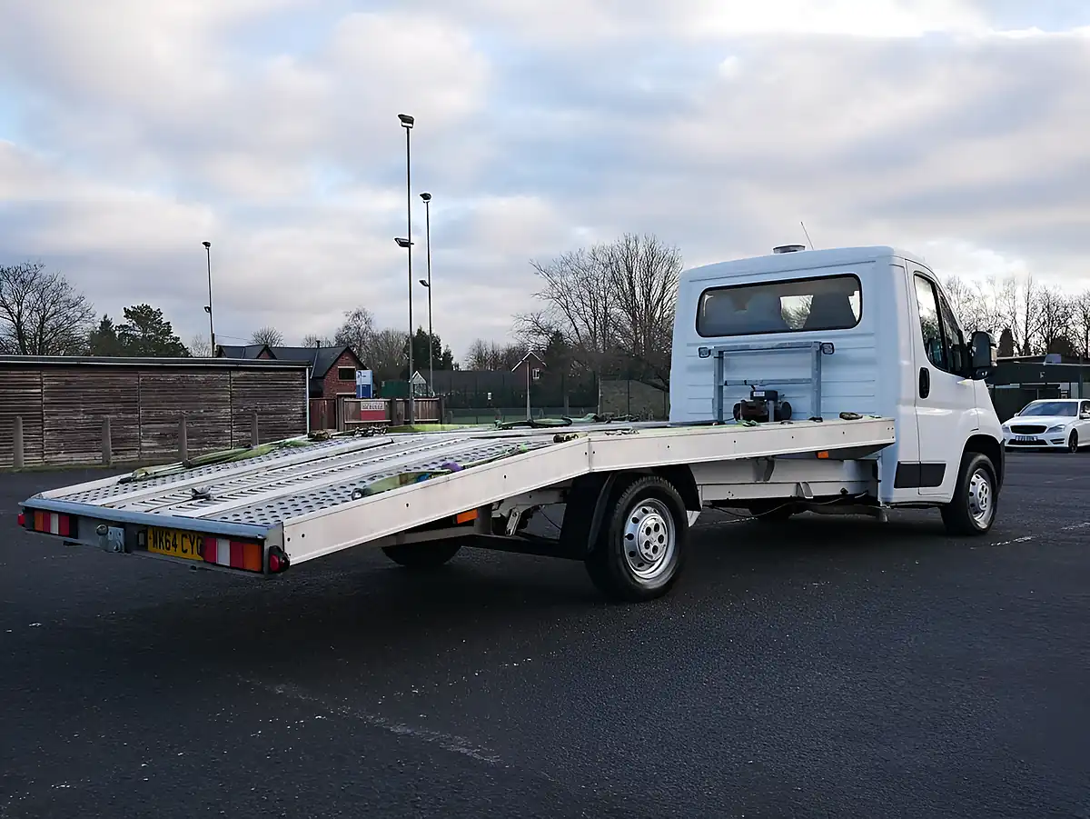 Used 2015 Peugeot Boxer 335 L3 C/C White - Interior and Exterior details 5