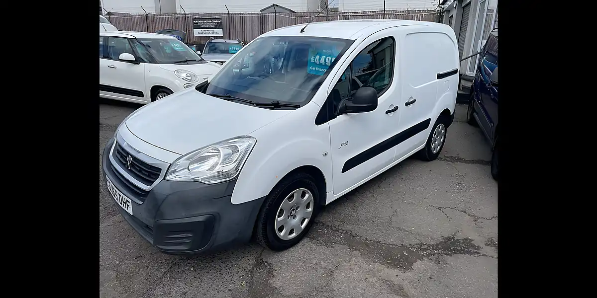 Used 2015 Peugeot E-Partner 636 Se Panel Van White - Interior and Exterior details 4