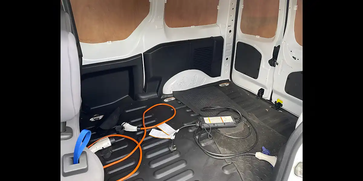 Used 2015 Peugeot E-Partner 636 Se Panel Van White - Interior and Exterior details 5