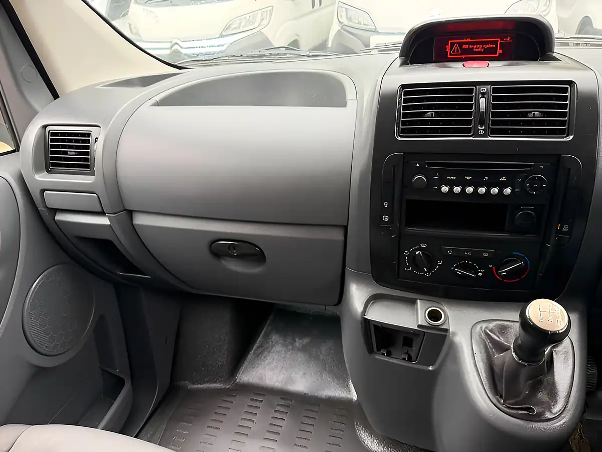 Used 2015 Peugeot Expert Professional White - Interior and Exterior details 12