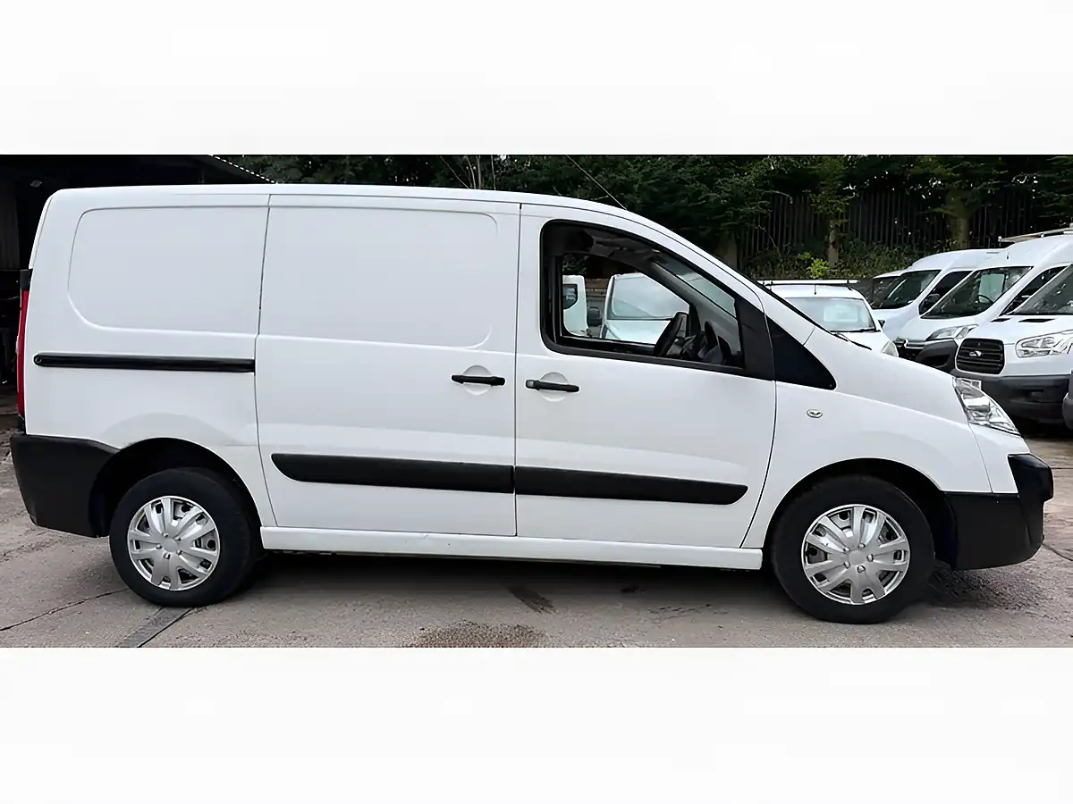 Used 2015 Peugeot Expert Professional White - Interior and Exterior details 5