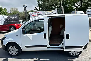 Used 2015 Peugeot Expert S White - Interior and Exterior details 6