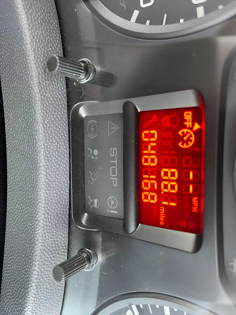 Used 2015 Peugeot Expert Tepee Tepee Comfort L1 Brown - Interior and Exterior details 10