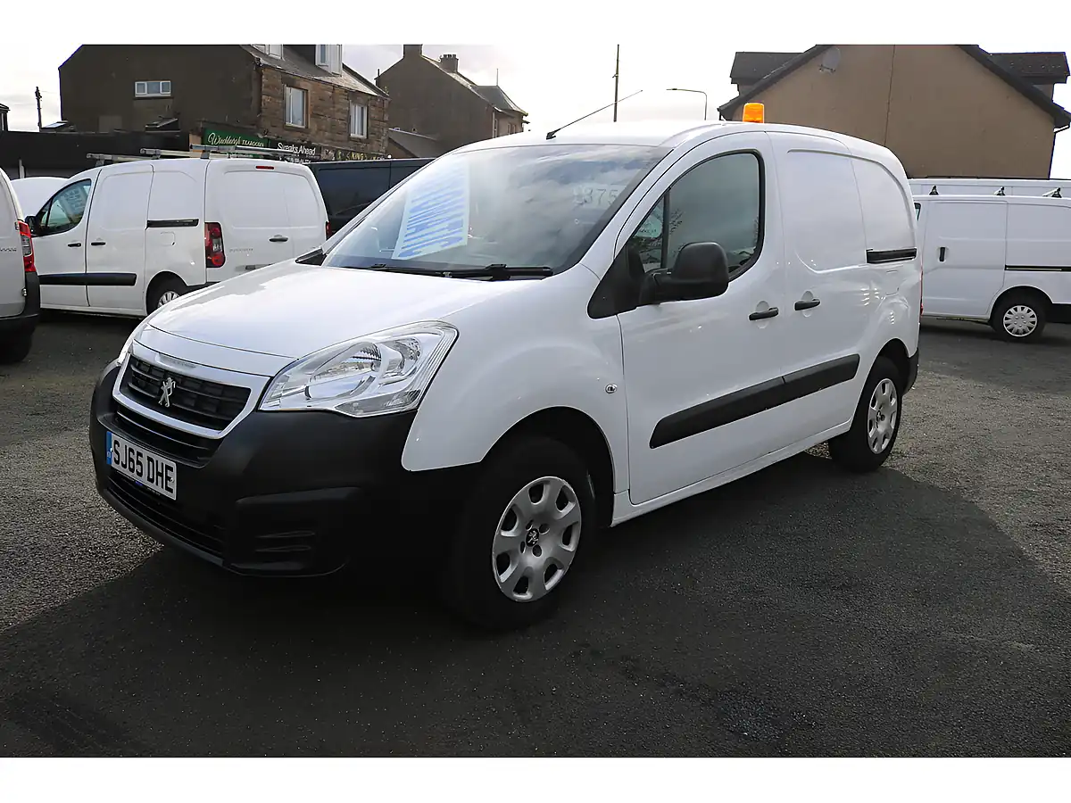 Used 2015 Peugeot Partner 3 Seater White - Interior and Exterior details 4
