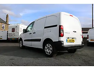 Used 2015 Peugeot Partner 3 Seater White - Interior and Exterior details 7