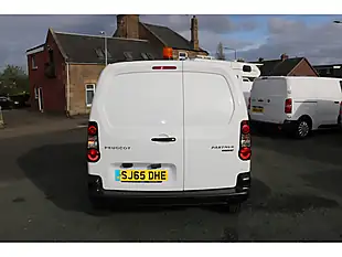 Used 2015 Peugeot Partner 3 Seater White - Interior and Exterior details 8