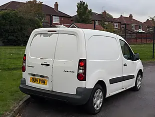 Used 2015 Peugeot Partner 625 Professional L1 White - Interior and Exterior details 8