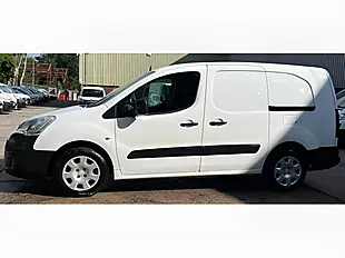Used 2015 Peugeot Partner 750 Se White - Interior and Exterior details 13