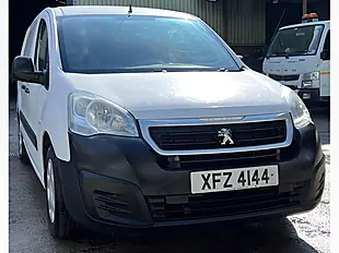 Used 2015 Peugeot Partner 750 Se White - Interior and Exterior details 2