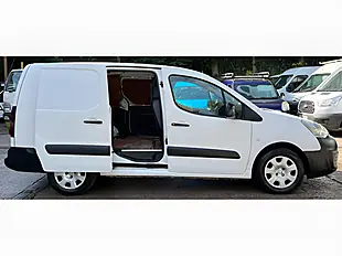 Used 2015 Peugeot Partner 750 Se White - Interior and Exterior details 6
