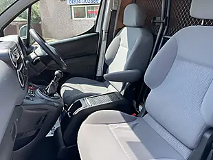Used 2015 Peugeot Partner 850 S White - Interior and Exterior details 14