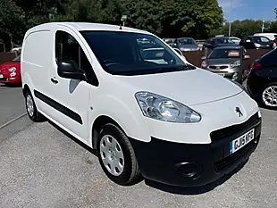 Used 2015 Peugeot Partner 850 S White - Interior and Exterior details 2