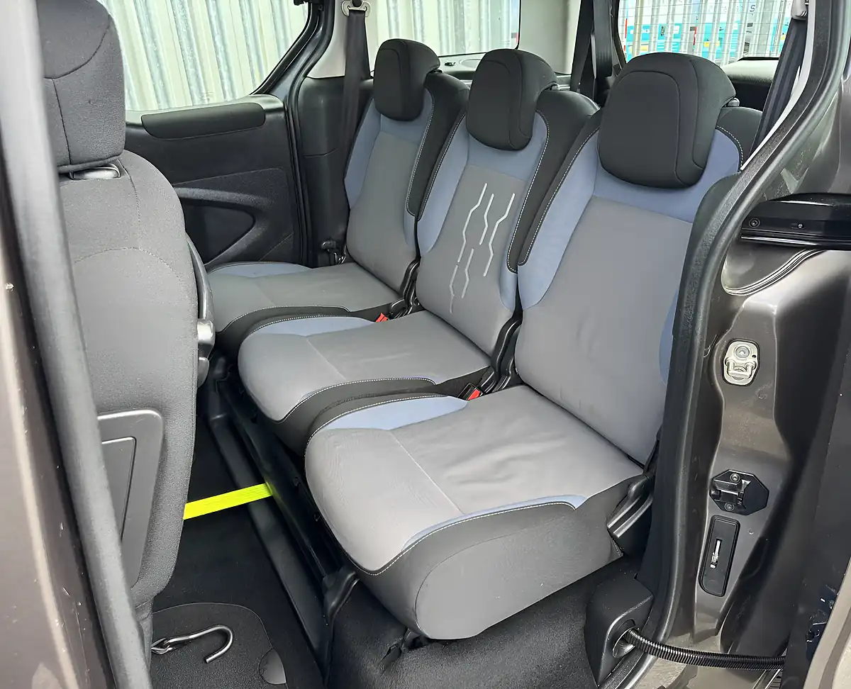Used 2015 Peugeot Partner Tepee Active Horizon Wheel Chair Access Grey - Interior and Exterior details 11