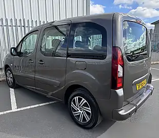 Used 2015 Peugeot Partner Tepee Active Horizon Wheel Chair Access Grey - Interior and Exterior details 4