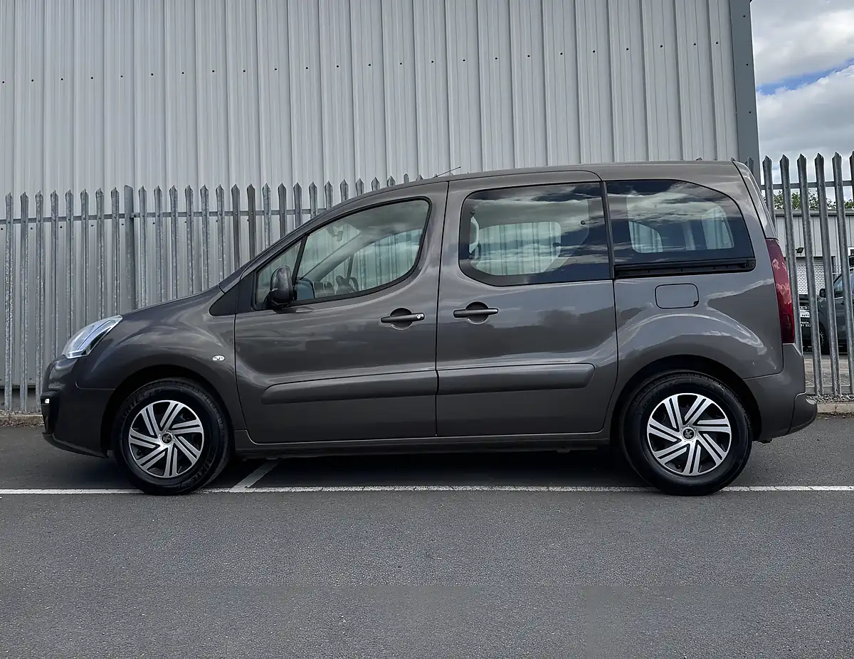 Used 2015 Peugeot Partner Tepee Active Horizon Wheel Chair Access Grey - Interior and Exterior details 8