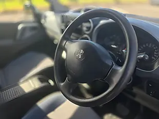 Used 2015 Peugeot Partner Tepee S Blue - Interior and Exterior details 13