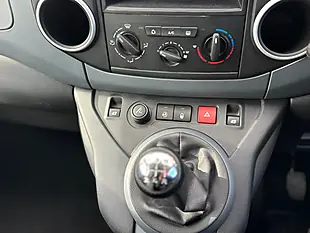 Used 2015 Peugeot Partner Tepee Tepee S Silver - Interior and Exterior details 11