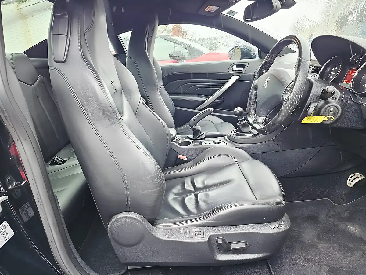 Used 2015 Peugeot Rcz GT Black - Interior and Exterior details 8