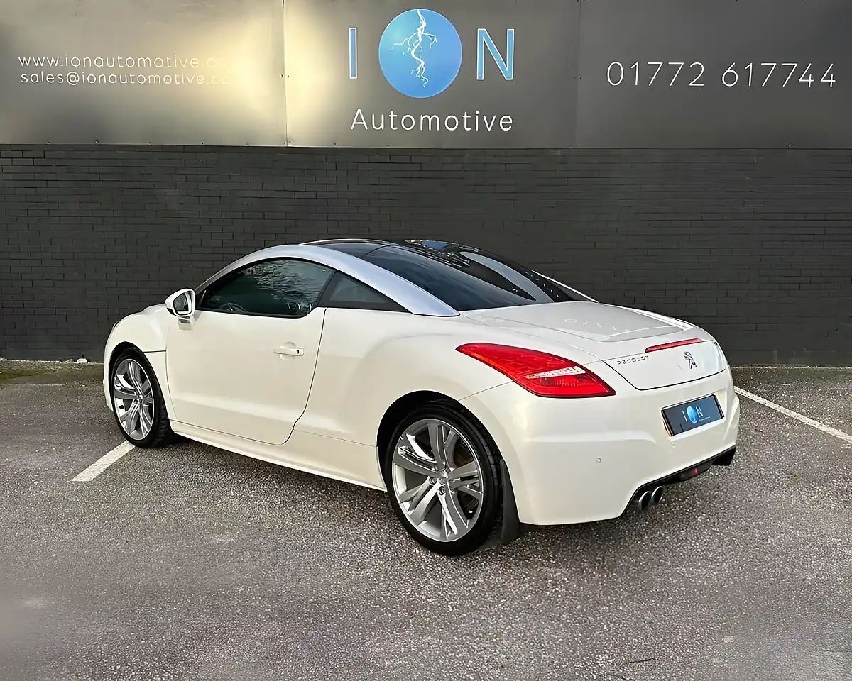 Used 2015 Peugeot Rcz GT Pearlescent White - Interior and Exterior details 2
