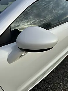 Used 2015 Peugeot Rcz GT Pearlescent White - Interior and Exterior details 5