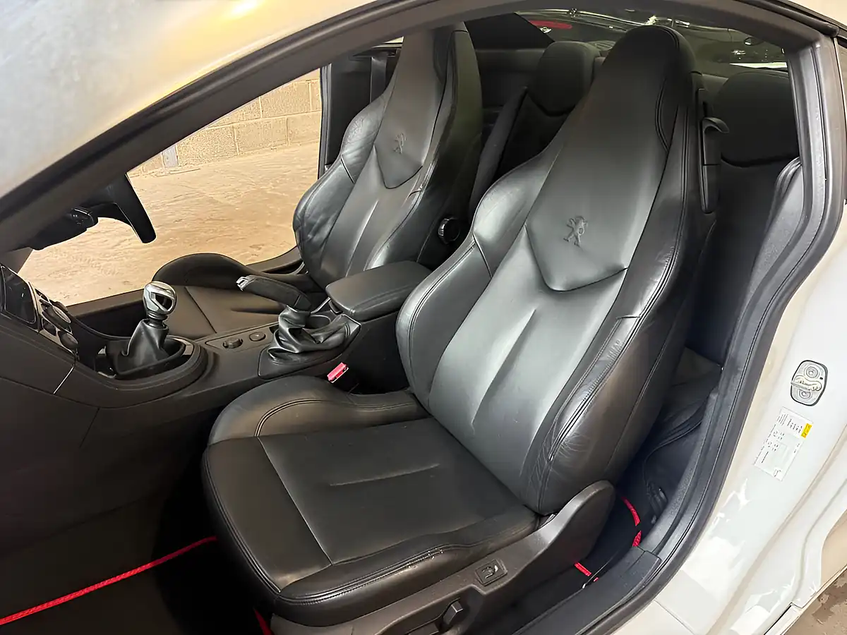 Used 2015 Peugeot Rcz GT White - Interior and Exterior details 15