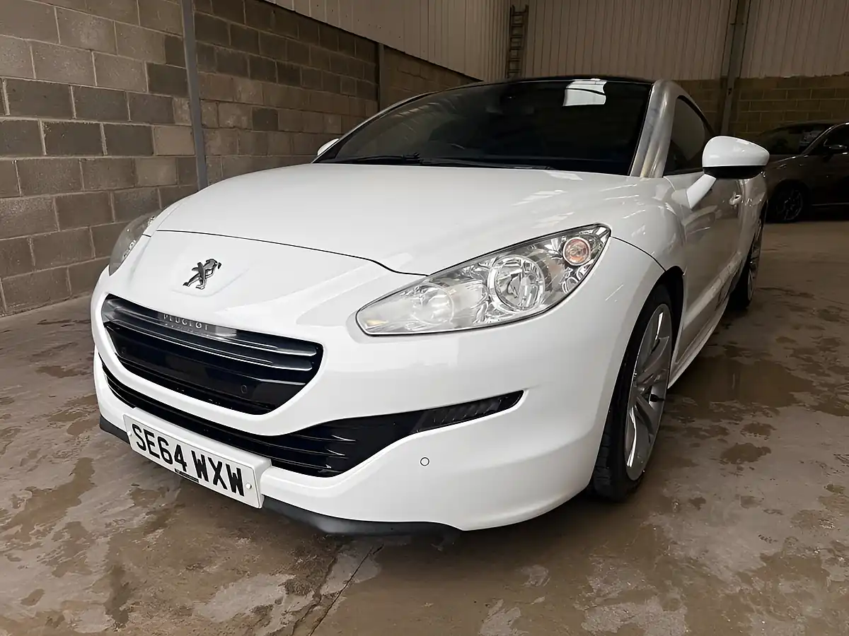 Used 2015 Peugeot Rcz GT White - Interior and Exterior details 3