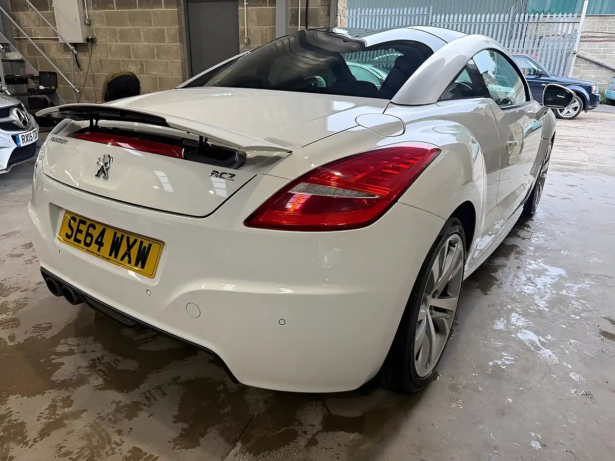 Used 2015 Peugeot Rcz GT White - Interior and Exterior details 6