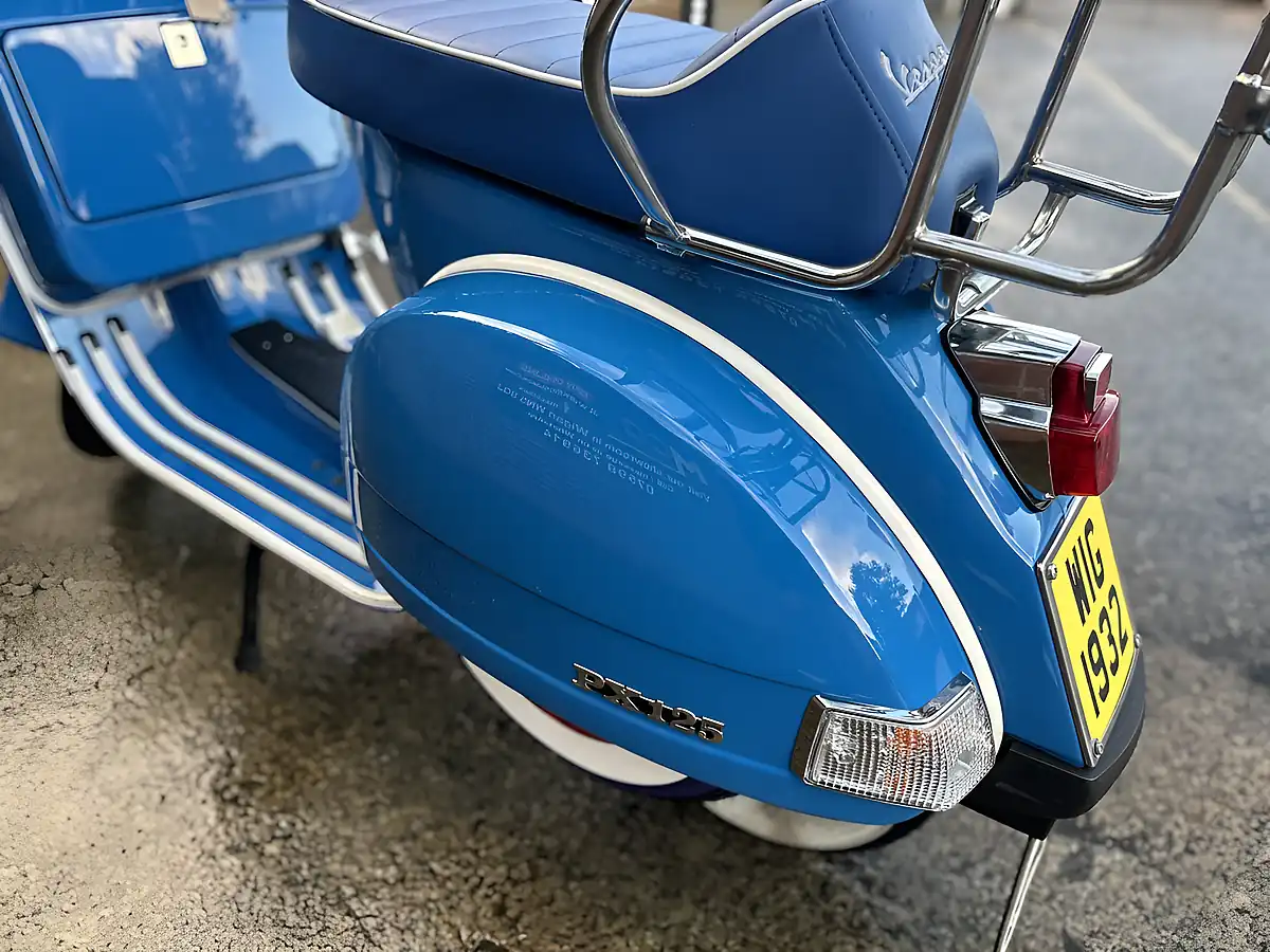 Used 2015 Piaggio Vespa Px Blue - Interior and Exterior details 13