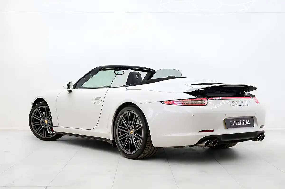 Used 2015 Porsche 911 Carrera 4S Convertible White - Interior and Exterior details 12