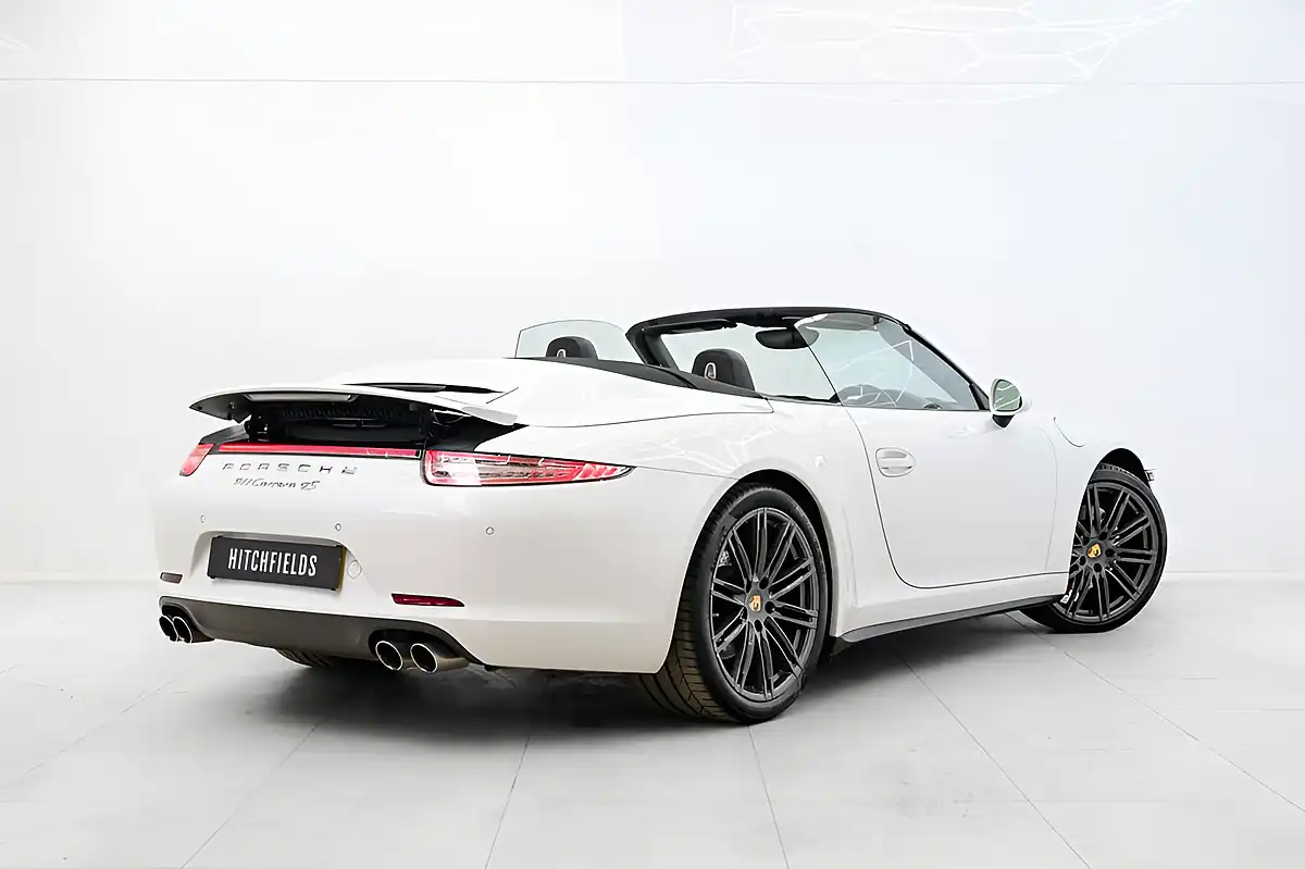Used 2015 Porsche 911 Carrera 4S Convertible White - Interior and Exterior details 9