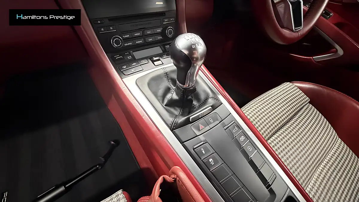 Used 2015 Porsche 911 Carrera S Silver - Interior and Exterior details 17