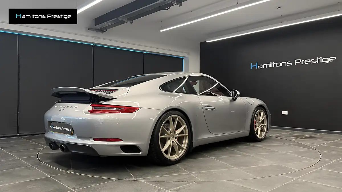 Used 2015 Porsche 911 Carrera S Silver - Interior and Exterior details 5